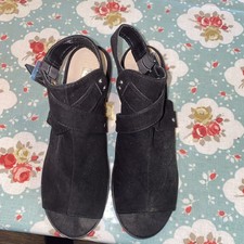 Ladies Primark Open Toe Shoes Size 4