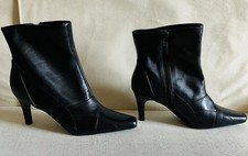 Women’s Leather Clarks Size