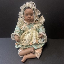 Porcelain Miniature 'Danielle'
