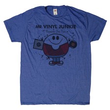 VINYL JUNKIE T-SHIRT. GREAT