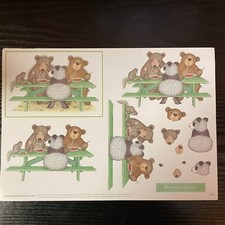 Joanna Sheen Bears Eating