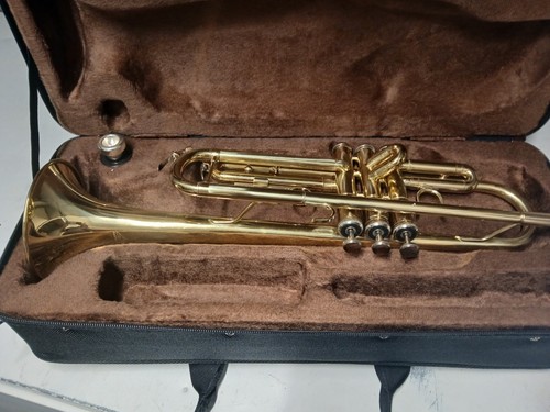 Eastrock trumpet with case and - trumpet,