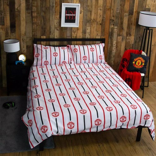Manchester united red - manchester,