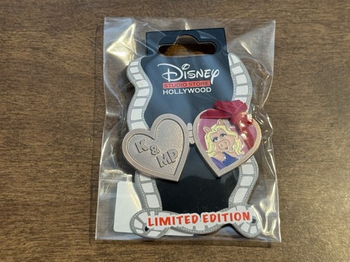 Love locket miss piggy - love,