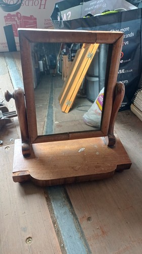Vintage tilt wooden dressing - vintage,