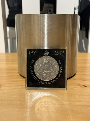 1977 queen elizabeth ii - (rare)*1977,