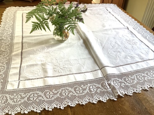 Vintage white linen lace - white,