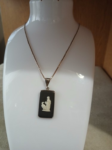 Vintage black wedgwood - wedgwood, jasper