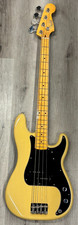 Fender Precision Bass w/ Case