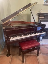 Beautiful Cranes / Samick Mahogany Baby Grand Piano In Excellent Condition