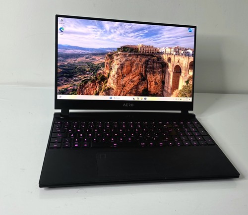 Gigabyte aero oled xc - gigabyte,