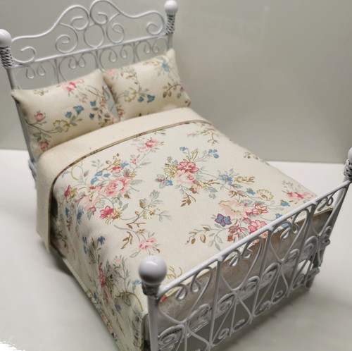 Handmade dolls house bedding - dolls,