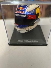 f1 1/5 helmet Daniel Ricciardo