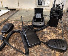 2 X Two Way Radio ICOM IC-F25 