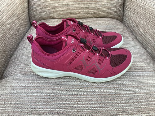 Bnwt ladies ecco terracruise - bnwt,