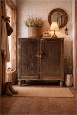 Grand Georgian Shelved Larder