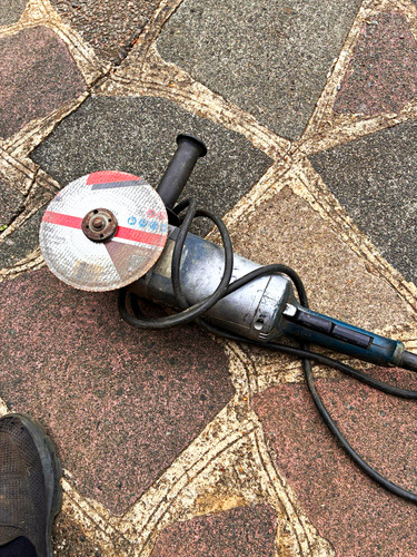 Bosch gws 230 2000w - bosch,