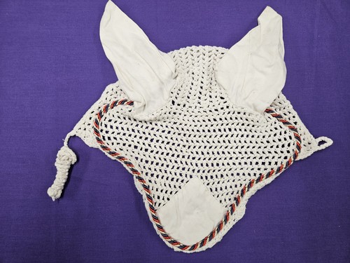 Full size white horse - full,