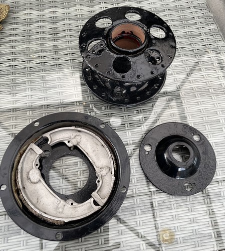 Rear hub for - velocette, mac