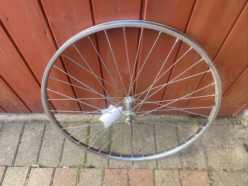 Front bike wheel - front,