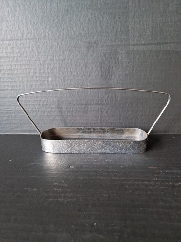 White metal condiment - metal,