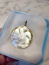 Beautiful Silver Abalone paua Shell?/ mother of pearl? Carved Floral Pendant 