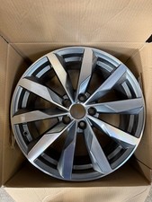 GENUINE AUDI A4 S4 A5 S5  18" Diamond cut alloy wheel 18x8 - 8W0601025FJ