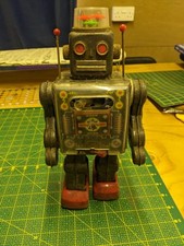 1960s Tinplate Horikawa Japanese Battery Operated Robot.