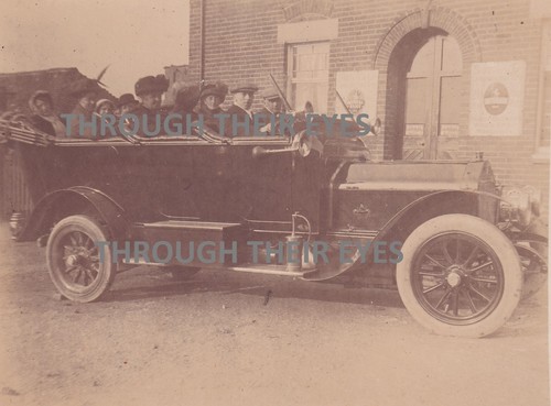 Photo postcard charabanc - , /