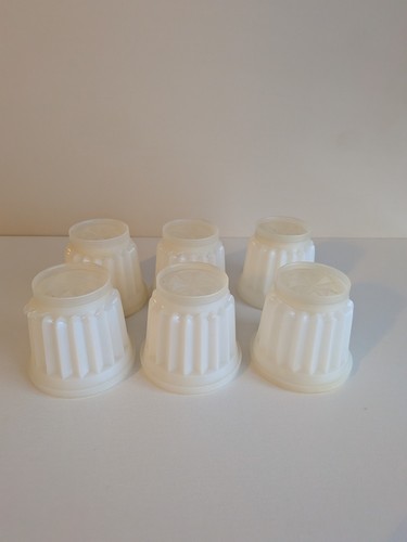 Tupperware vintage small - vintage, jelly