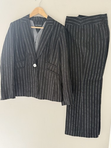 Marks spencer autograph - &,