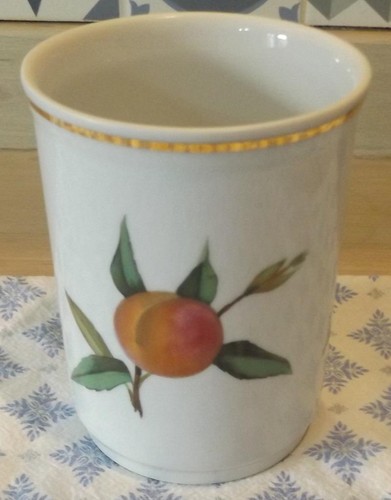 Royal worcester evesham gold - royal,