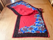 SUPERB VERA VINTAGE FLORAL SILK SCARF.  VGC.  50 x 15 INCHES.   e