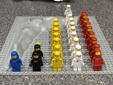 Vintage LEGO Space Spacemen X28 Minty includes moon baseplate 