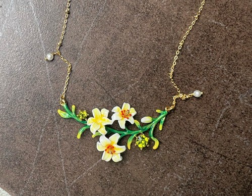 Les nereides gold plated lily - gold,