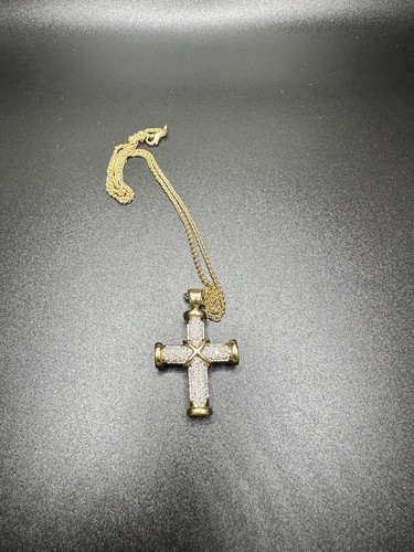 18ct diamond cross - 18ct,