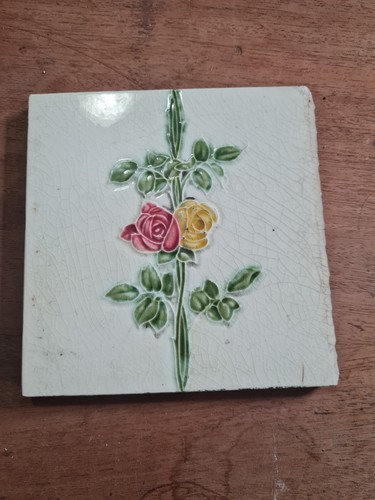 One lovely old vintage - one, flower