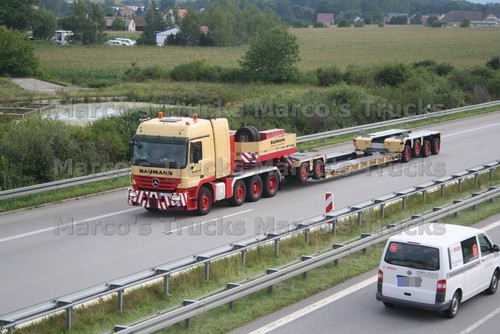 Truck photo mercedes benz - truck,