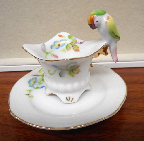 Japanese porcelain - mk,