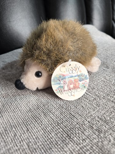 Rare vintage tagged cuddly - rare,