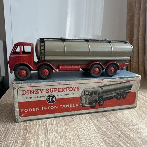 Vgc dinky toys 504 - vgc,