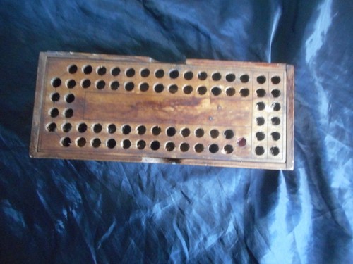 Vintage wooden peg board - , on