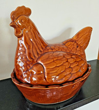 Vintage Ceramic Brown Chicken/Hen Nest Egg Holder