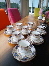 Stunning 20 Piece Queen's