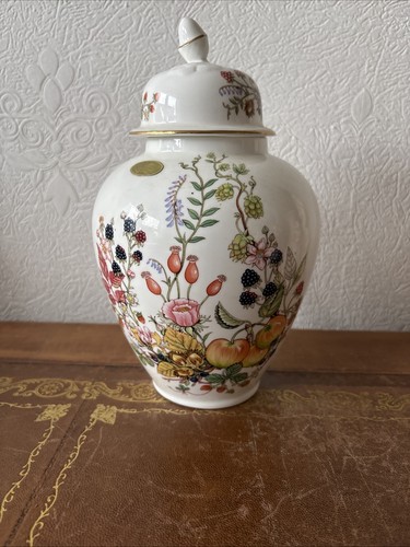 Aynsley somerset jar - somerset,