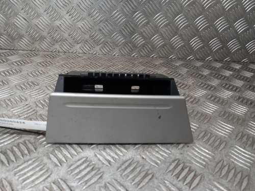 Ford focus mk2 ashtray 8l - focus,