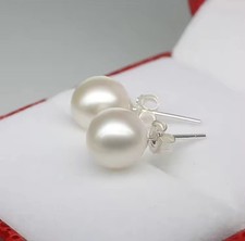 White pearl freshwater stud - white,