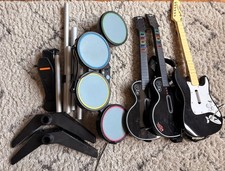 Rock Band & Guitar Hero Bundle