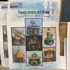 Twirly Whirly Art Stand
