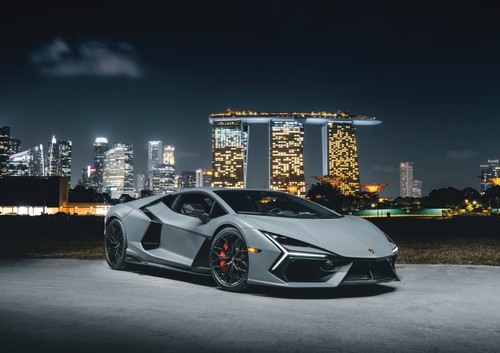 Lamborghini revuelto 2024 - revuelto,